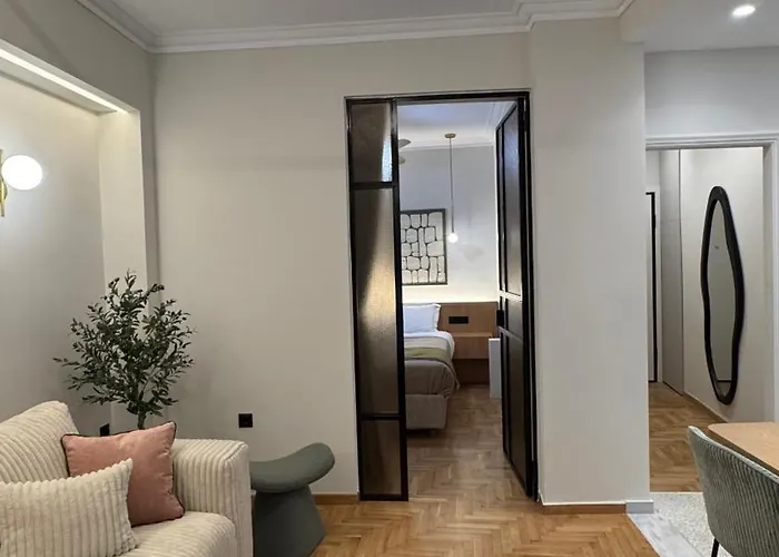 Acropolis Luxury Home By Cleo